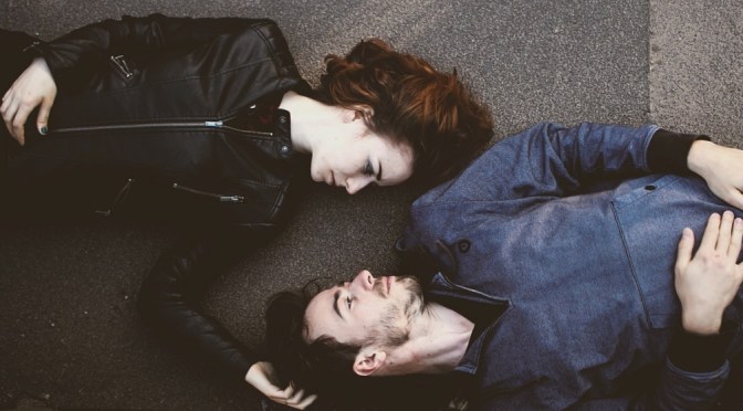 SMS nzuri kwa mpenzi aliembali(mapenzi ya mbali)